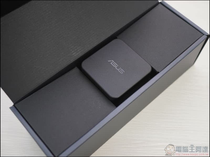 ASUS ExpertBook B9 (B9450) 開箱