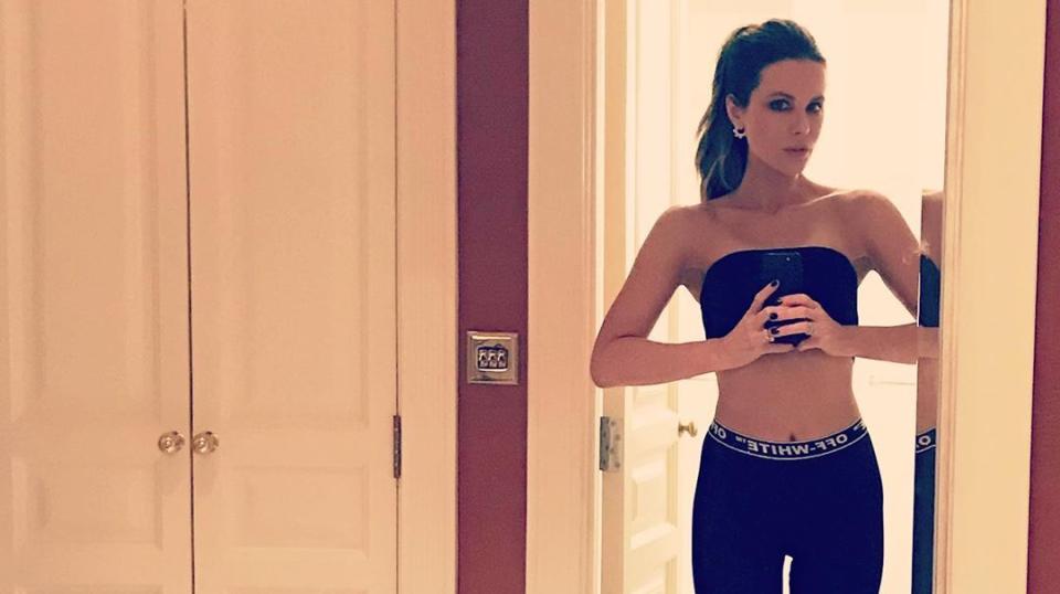 Kate Beckinsale takes a selfie in a tube top