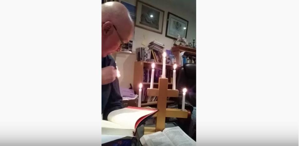 Holy smokes!&nbsp;Rev. Stephen Beach accidentally set himself on fire filming a worship service from his home. (Photo: Stephen Beach / YouTube)