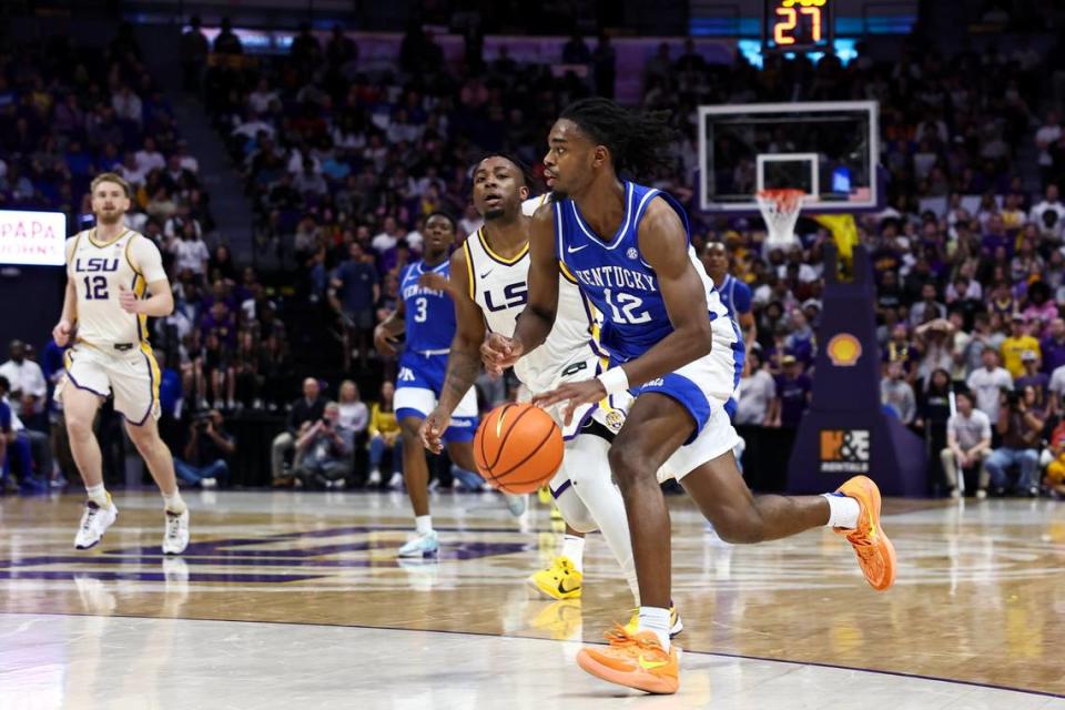 Antonio Reeves (12) led Kentucky with 25 points Wednesday night and surpassed 1,000 points in his two years with the Wildcats. Silas Walker/swalker@herald-leader.com