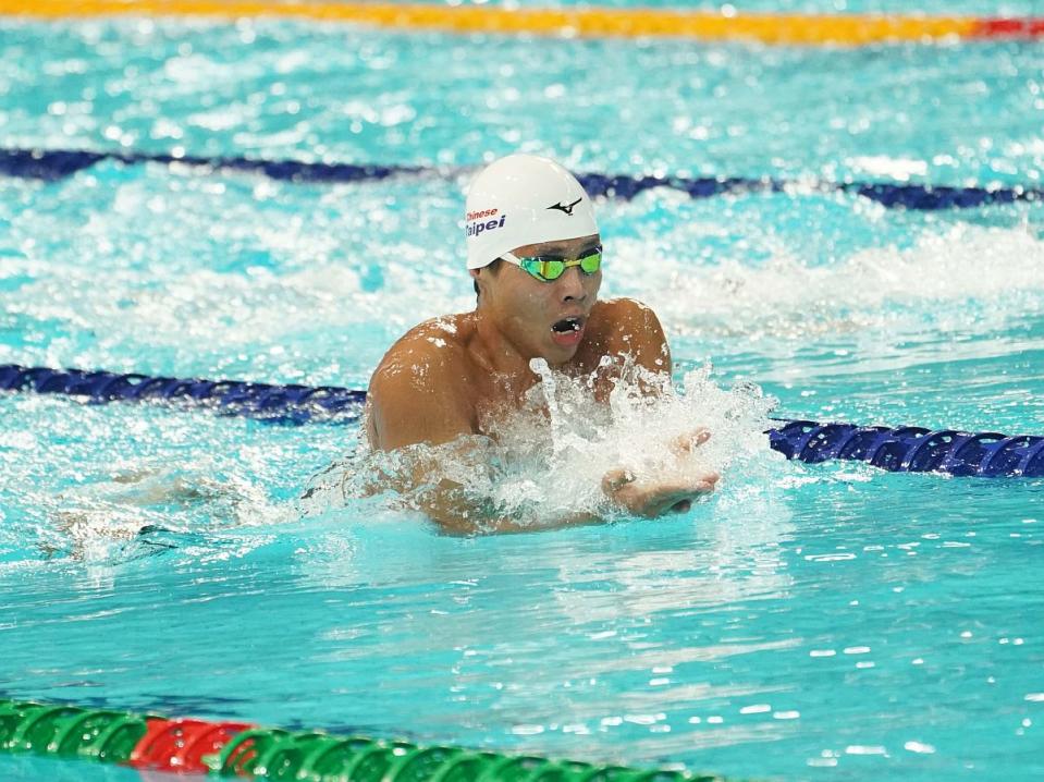 王星皓突破兩年來的低潮，200公尺混合四式再度游出兩分整秒數，距離巴黎奧運也只差兩秒一。（圖：大專體總）