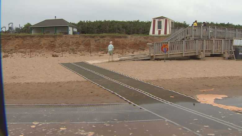 'Just like everyone else': Islander excited about new mats and wheelchairs in P.E.I. National Park