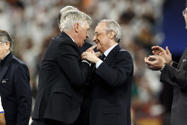 L'entraîneur du Real Madrid Carlo Ancelotti et le président du club Florentino Perez ont lancé des piques à Kylian Mbappé et au PSG après la victoire du club en Ligue des champions. (Photo: ANP via Getty Images)