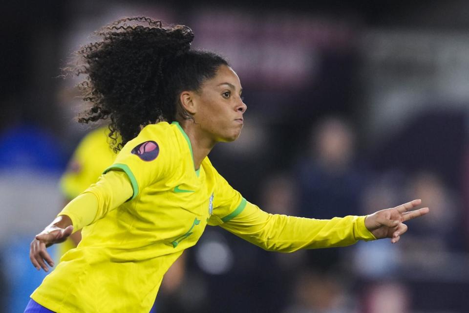 Brazil defender Yasmim celebrates her goa