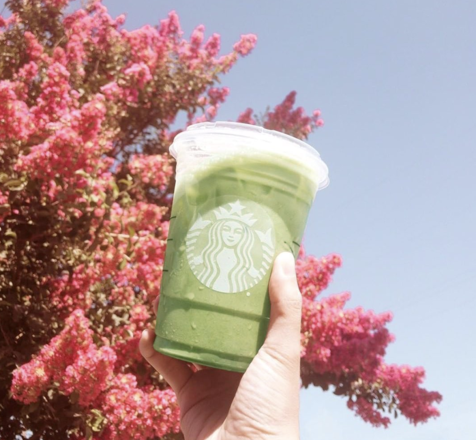 <p>The hot matcha latte is great, but this one offers the same familar, caffeinated flavor but in a refreshing cold drink option.</p>