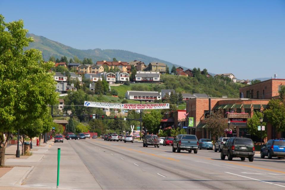 Main street in Steamboat Springs, Colorado. Tupungato – stock.adobe.com