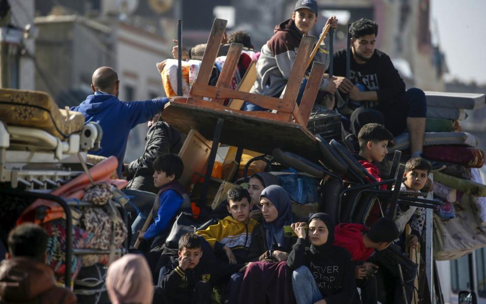 Residents of Al Nuseirat and Al Bureij refugee camps evacuate