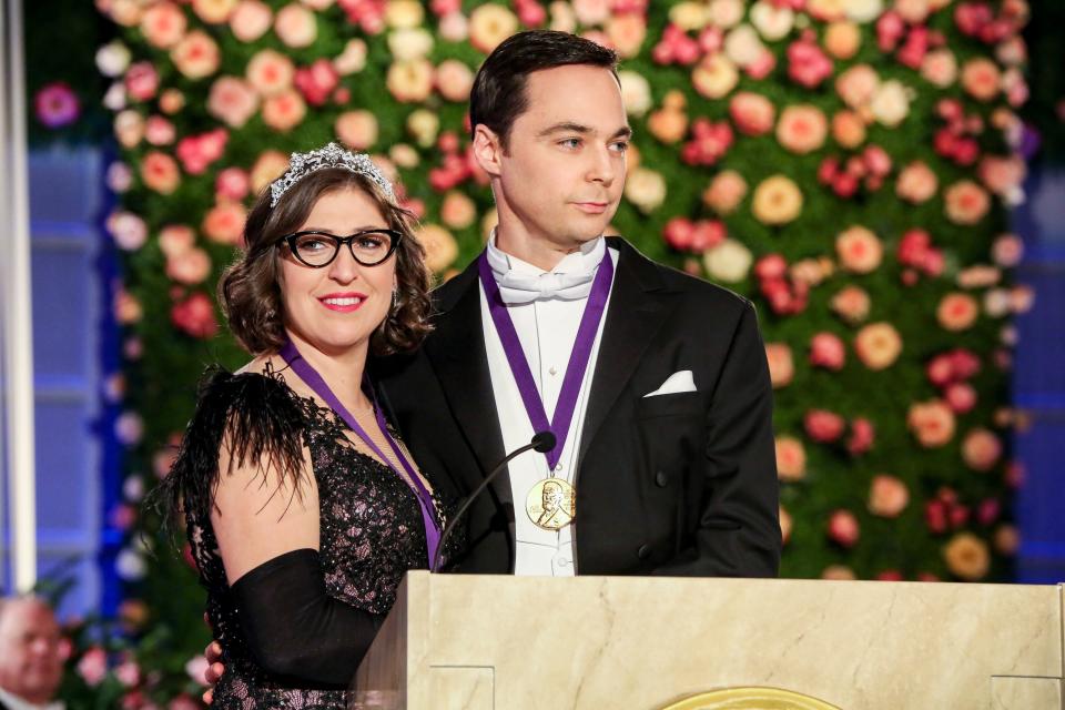 Amy Farrah Fowler (Mayim Bialik) and Sheldon Cooper (Jim Parsons) in the 2019 BBT episode “The Stockholm Syndrome”