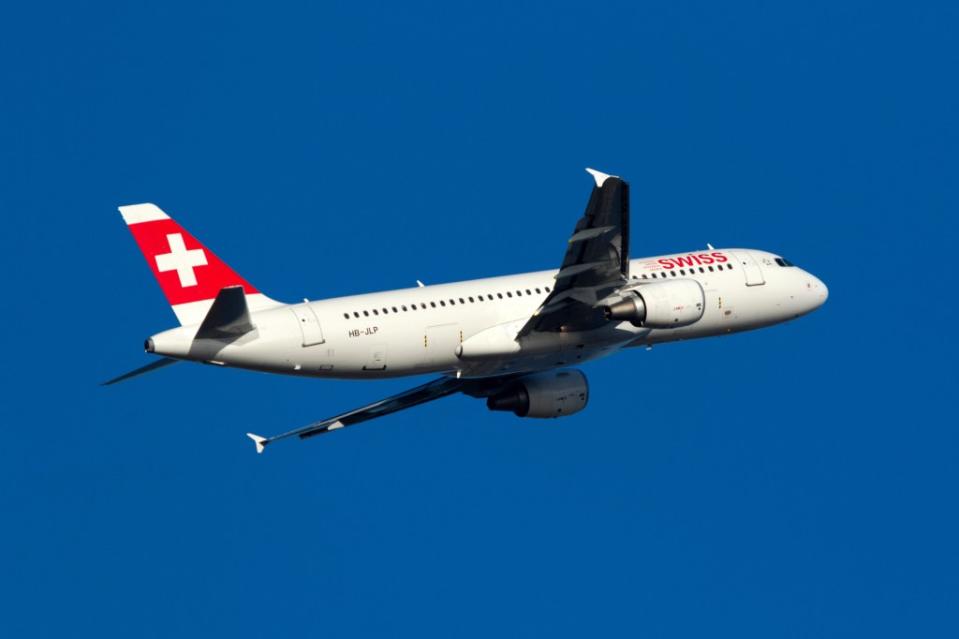 A Swiss Air jet nearly collided with other planes at JFK. gordzam – stock.adobe.com