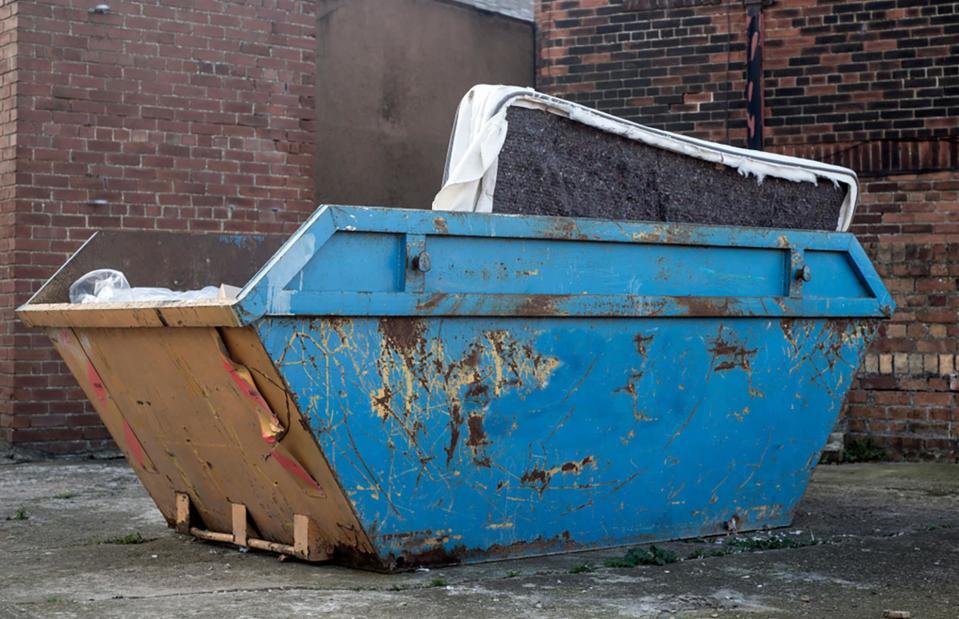 <p>Skip & Bins</p>