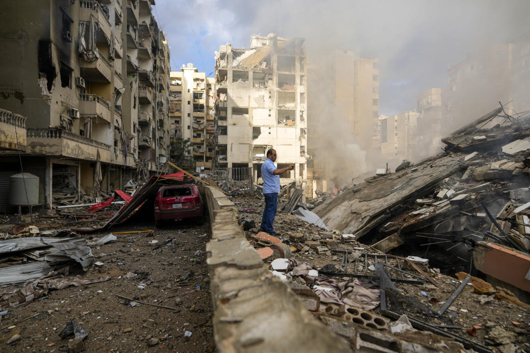 Los daños en los edificios en Líbano. (AP Photo/Hassan Ammar)