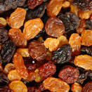 <p>Le raisin sec contient 321 calories pour 100 grammes.</p>