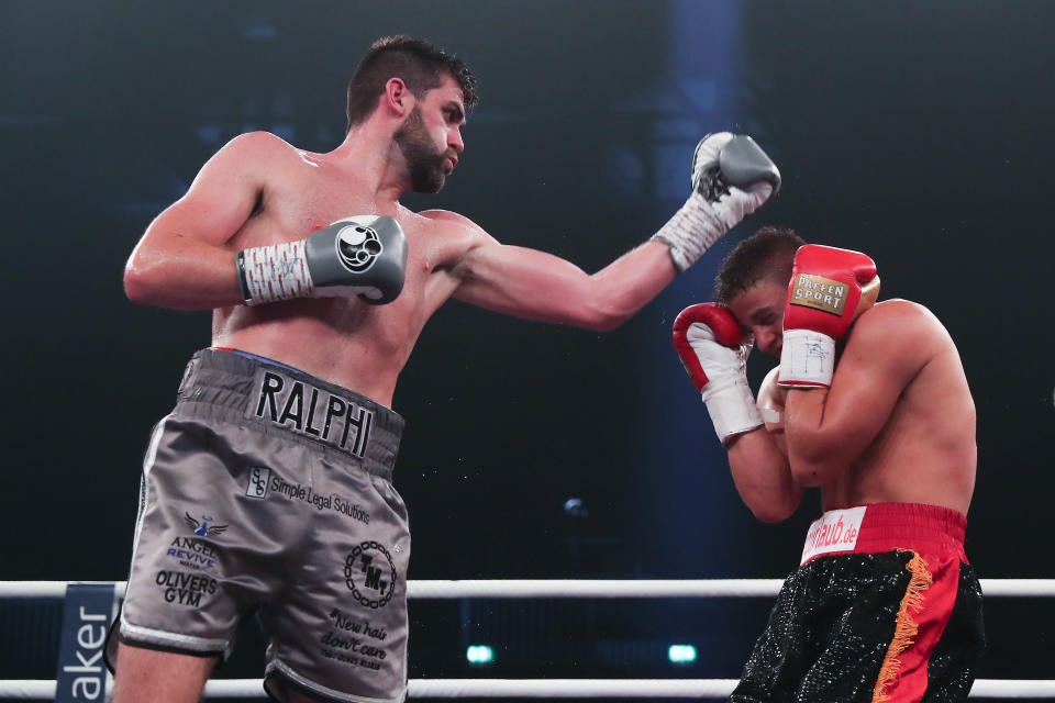 Rocky Fielding entthront den deutschen Weltmeister im Supermittelgewicht, Tyron Zeuge. Bild-Copyright: Christian Kaspar-Bartke/Bongarts/Getty Images