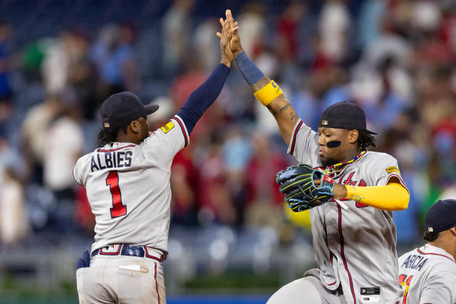 Braves clinch NL East title with win over Marlins