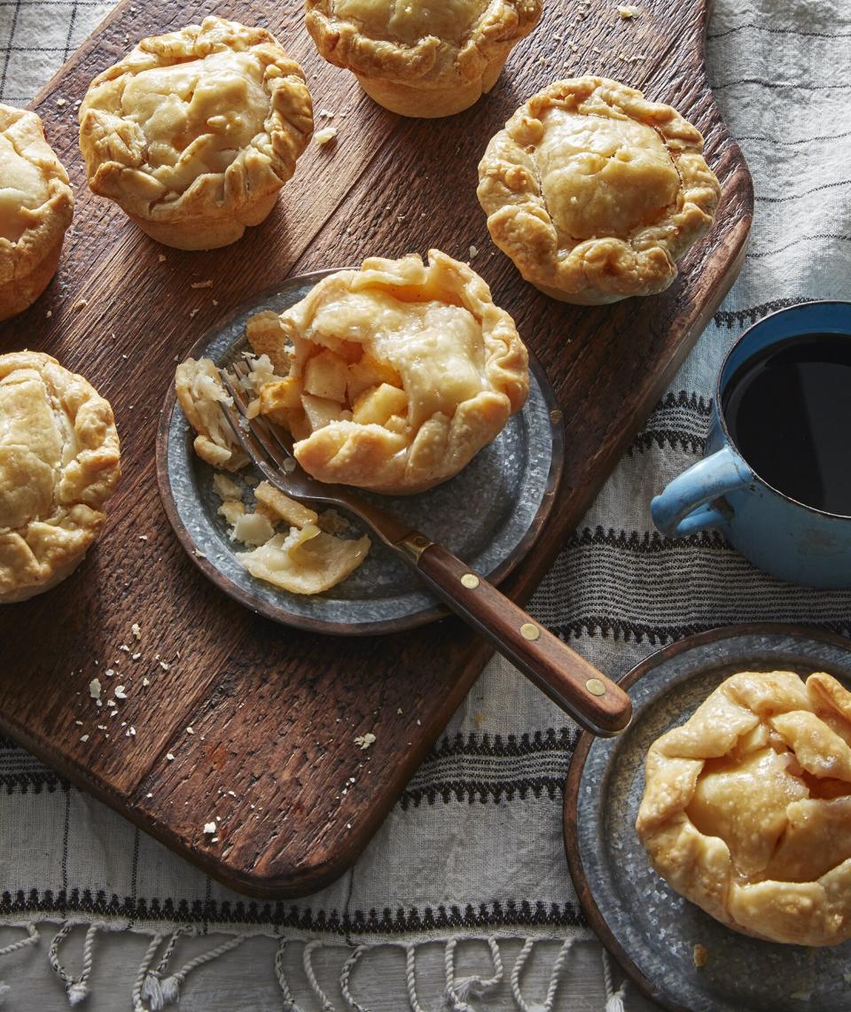 Butterscotch-Apple Mini Pies