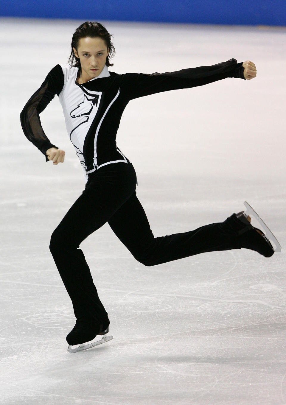Performing&nbsp;in the&nbsp;men's short program competition on day two of Skate Canada on Nov. 3, 2006, in Victoria, Canada.