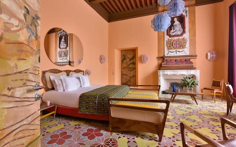 L'Arlatan Arles France bedroom - Credit: Hervé Hote