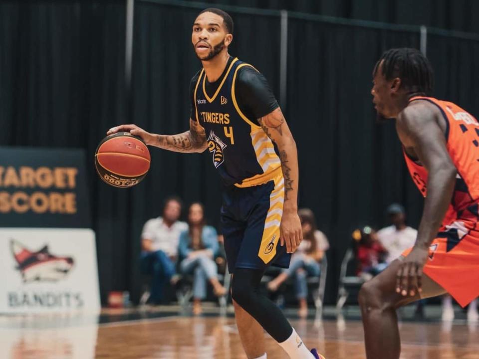 Edmonton Stinger guard Xavier Moon signed a 10-day contract with the Los Angeles Clippers on Sunday. (CEBL.ca - image credit)