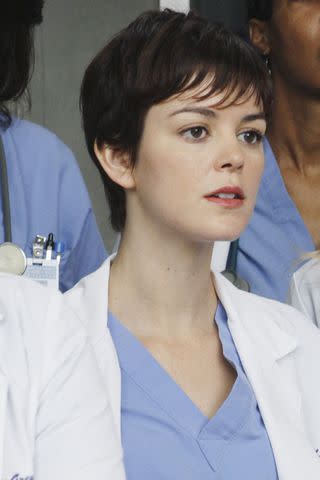 <p>Ron Tom/Walt Disney Television via Getty Images</p> Nora Zehetner as Dr. Reed in the 'Grey's Anatomy' episode 'How Insensitive,' airdate May 6, 2010