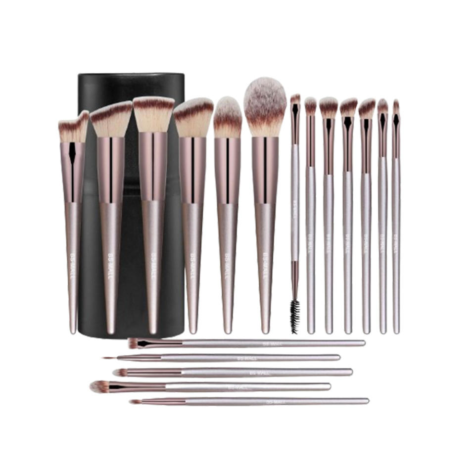 BS-MALL Makeup Brush Set on white background