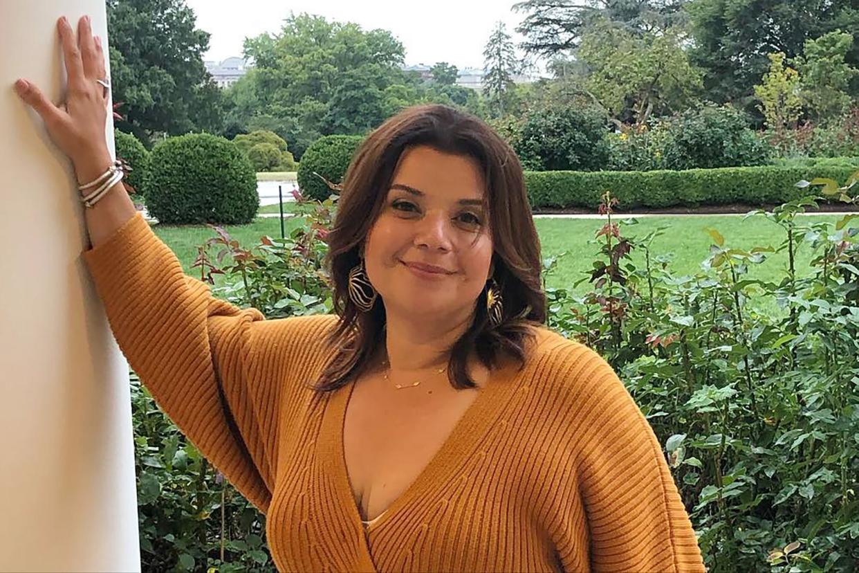 ana navarro white house. https://www.instagram.com/p/CjJ0yL2ssfM/