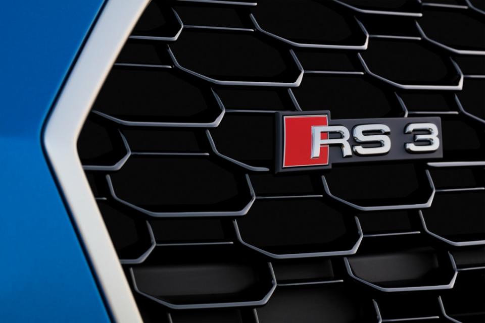 400-hp-audi-rs-3-2021