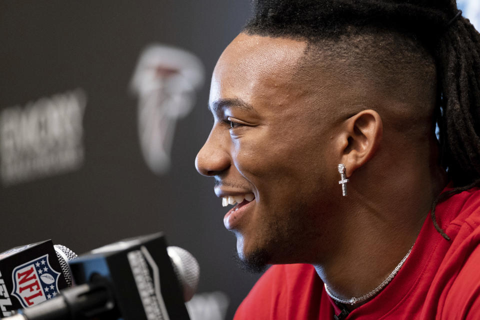 Atlanta Falcons first-round draft pick Bijan Robinson speaks at an NFL football news conference at the team's training facility in Flowery Branch, Ga., Friday, April 28, 2023. (AP Photo/Ben Gray)