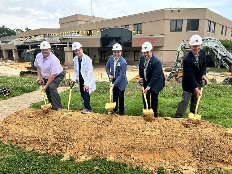 Memorial Heights expansion groundbreaking, courtesy of Woodland Heights Medical Center