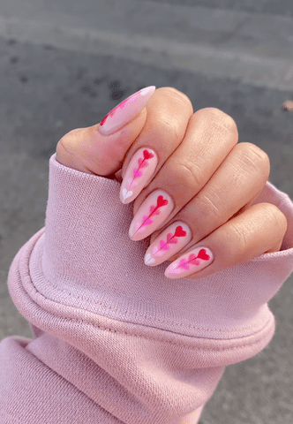 <p>Instagram / rachelsuenails</p>