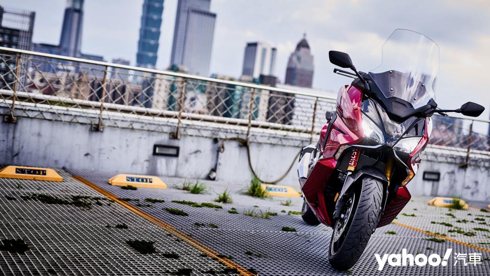 2021 Honda Forza 750雙北試駕！動力先決的通勤體驗！