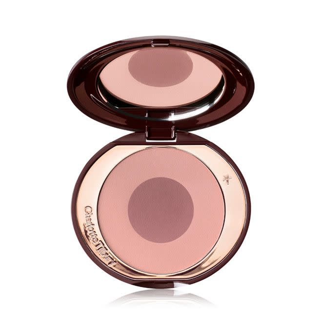 <p><a href="https://go.redirectingat.com?id=74968X1596630&url=https%3A%2F%2Fwww.charlottetilbury.com%2Fus%2Fproduct%2Fcheek-to-chic-sex-on-fire&sref=https%3A%2F%2Fwww.harpersbazaar.com%2Fbeauty%2Fmakeup%2Fa60673209%2Fkate-moss-getting-ready-diary-kings-trust-gala%2F" rel="nofollow noopener" target="_blank" data-ylk="slk:Shop Now;elm:context_link;itc:0;sec:content-canvas" class="link ">Shop Now</a></p><p>Cheek to Chic in Sex on Fire</p><p>us.charlottetilbury.com</p><p>$42.00</p><span class="copyright">Charlotte Tilbury</span>