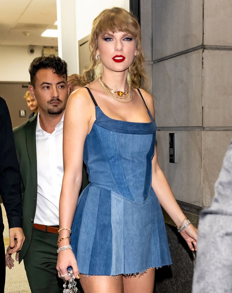 Taylor Swift Wears the Perfect Pleated Denim Dress at VMAs Afterparty