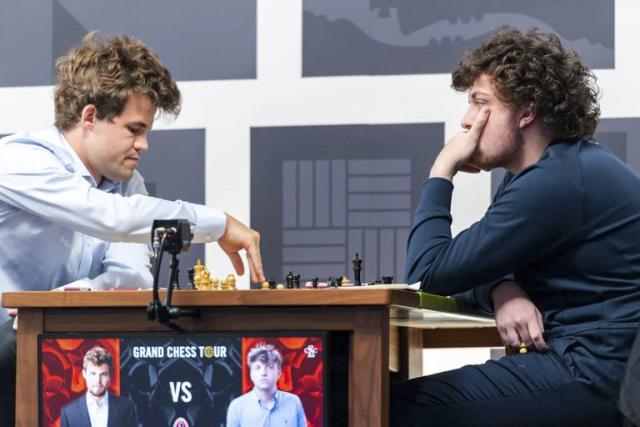 A Estreia Triunfal de Magnus Carlsen como Campeão Mundial de