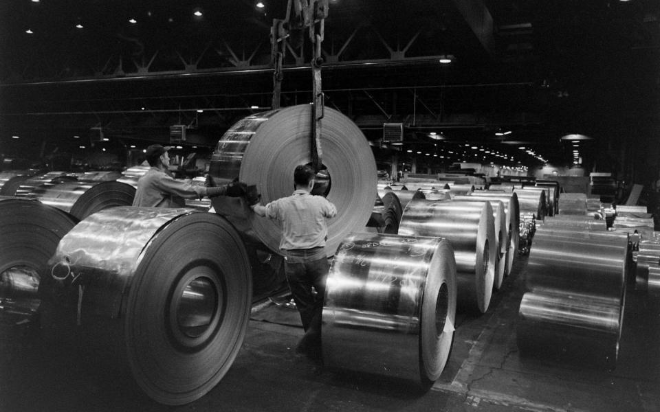 Men working at a steel mill during steel workers strike, Pittsburgh, Pennsylvania, October 1959 - Joseph Scherschel 