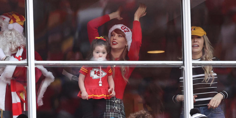 Taylor Swift attends the Kansas City Chiefs game against the Las Vegas Raiders at GEHA Field at Arrowhead Stadium on December 25, 2023, in Kansas City, Missouri. (Jamie Squire / Getty Images)