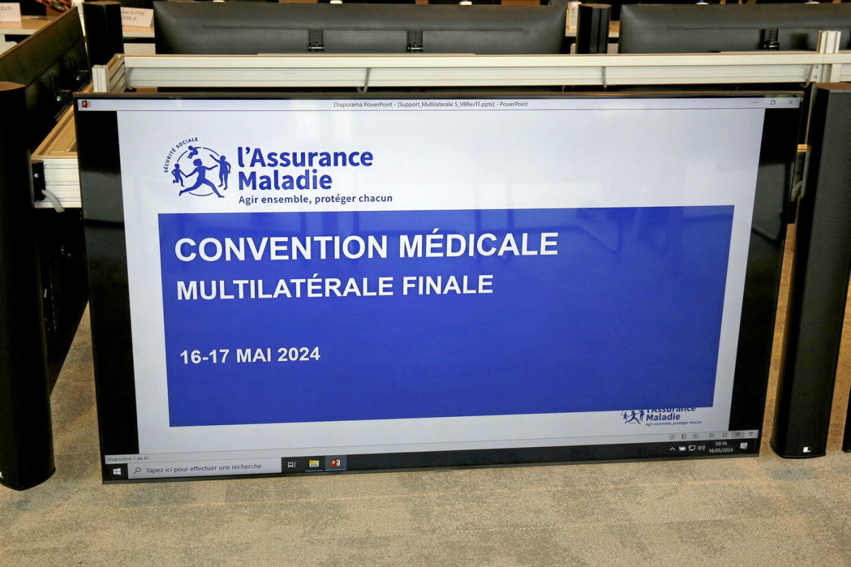 Dernière séance multilatérale des négociations conventionnelles avec les syndicats de médecins libéraux sur deux jours à la Caisse nationale de l'assurance maladie, le 16 mai 2024.  - Credit:Sylvain Cricq Sarrailh/SIPA / SIPA / Sylvain Cricq Sarrailh/SIPA