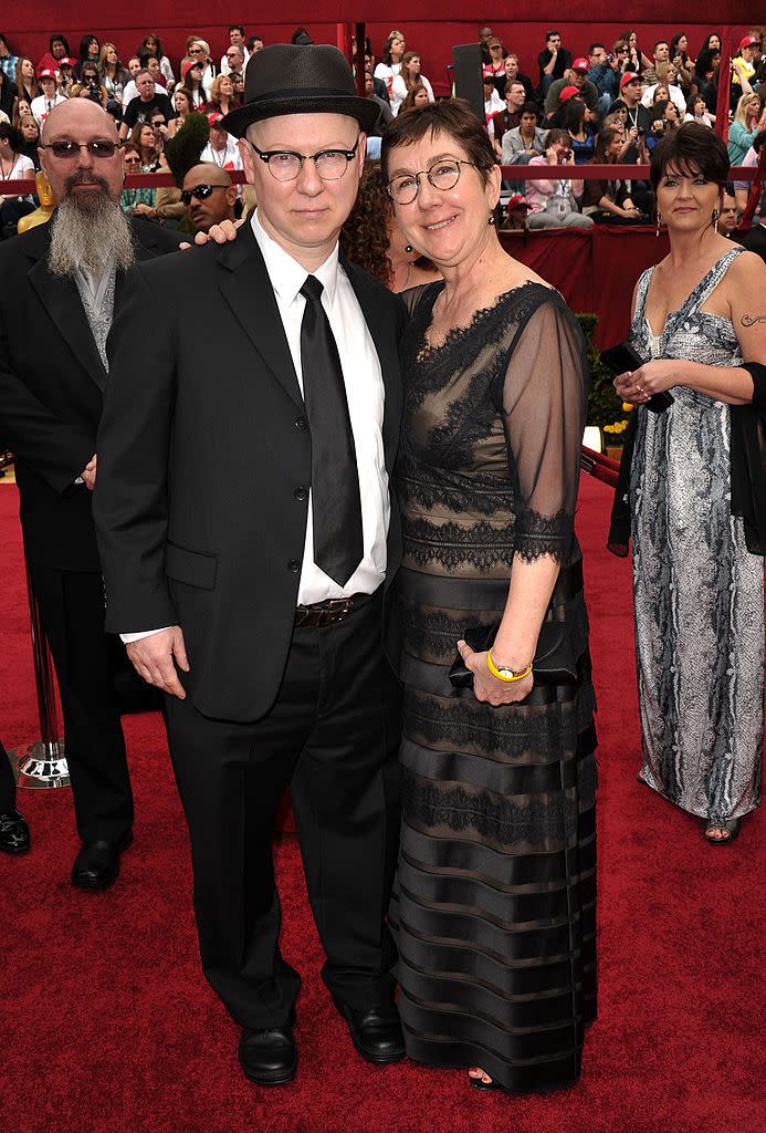 HOLLYWOOD - MARCH 07:  Documentary filmmakers Steven Bognar and Julia Reichert arrive at the 82nd Annual Academy Awards held at Kodak Theatre on March 7, 2010 in Hollywood, California.  (Photo by John Shearer/Getty Images)