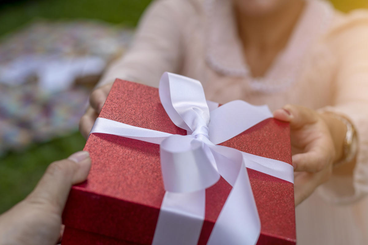 Discovering the Perfect Tech Gift for Seniors