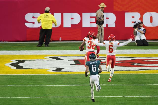 Chiefs-Eagles Super Bowl 2023: With victory, Patrick Mahomes breaks  52-year-old Super Bowl streak - Arrowhead Pride