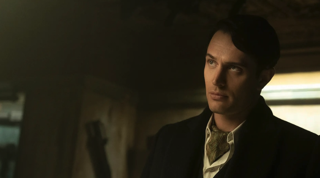 Colin Woodell as a young Winston Scott in The Continental. (Starz)