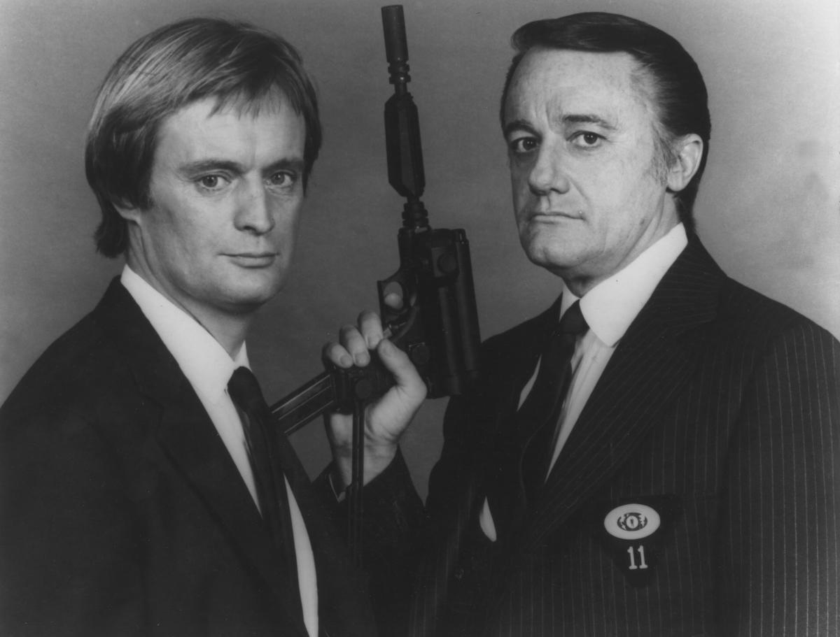 PHOTOS] Robert Vaughn Dead: Man From U.N.C.L.E. Star's Life & Career