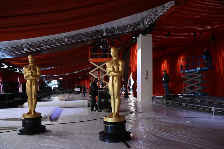 Oscar; estatuas de los oscar; entrega de los Oscar;  alfombra roja; espectáculos, Premios Oscar