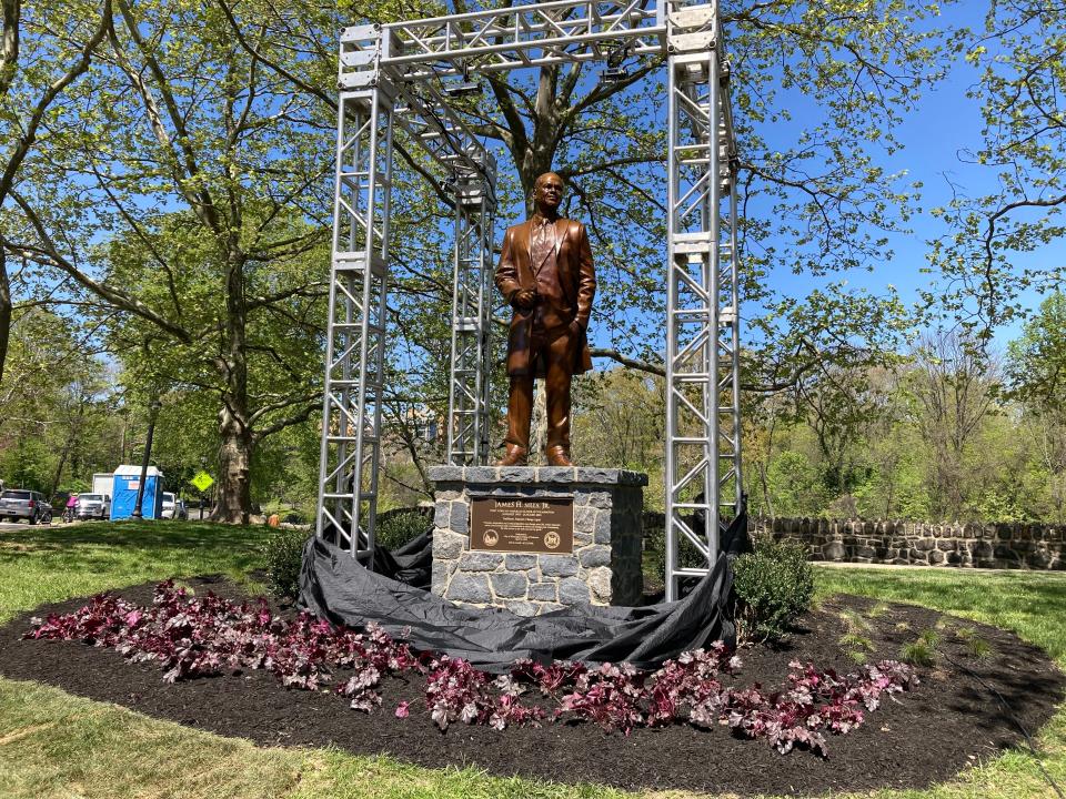 Local leaders gathered to unveil a new statue created in honor of former Wilmington Mayor James Sills on April 30, 2022.