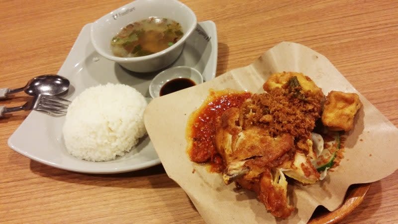 Raffles Place Food Fare Ayam Penyet