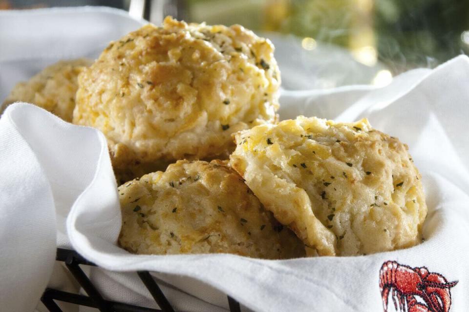 cheddar bay biscuits