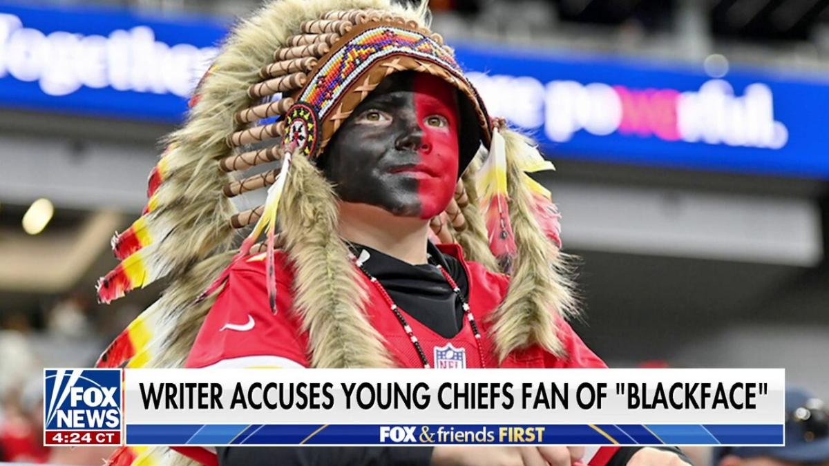 MSM Accuses Little Kid of Wearing BLACKFACE: Rising