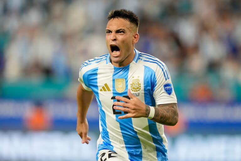 Lautaro Martínez está intratable; el 'Toro' convirtió cuatro goles en los primeros tres partidos, siendo suplente en dos de ellos