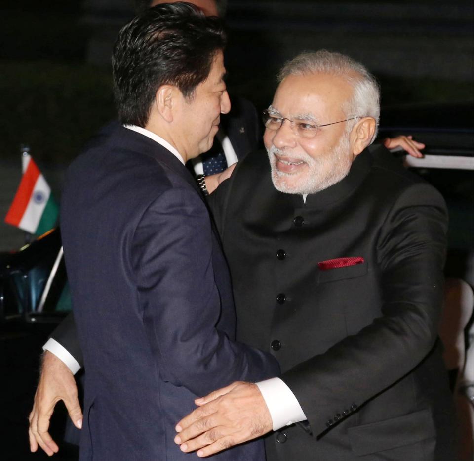 El abrazo de Narendra Modi