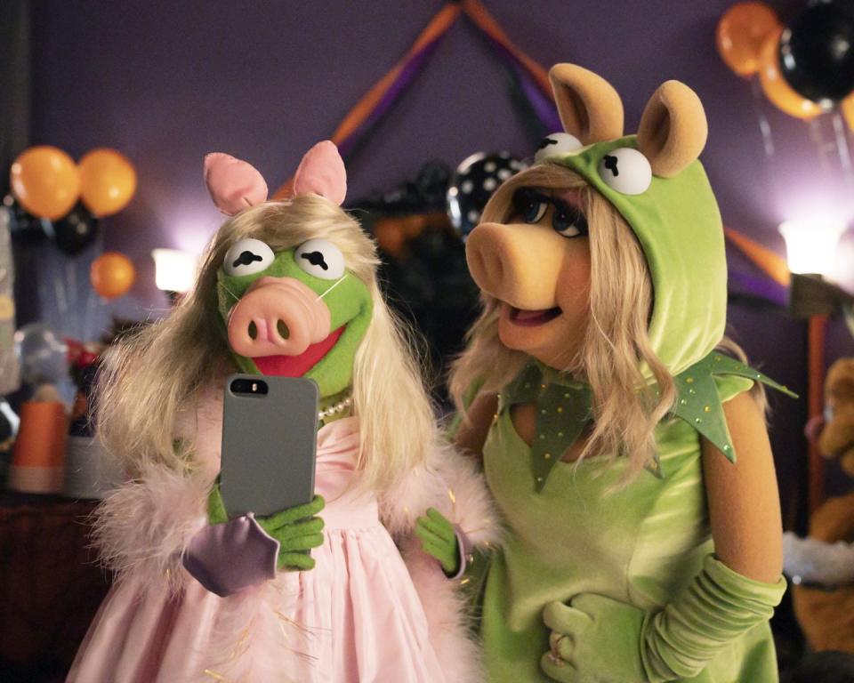 Muppets Haunted Mansion (2021)