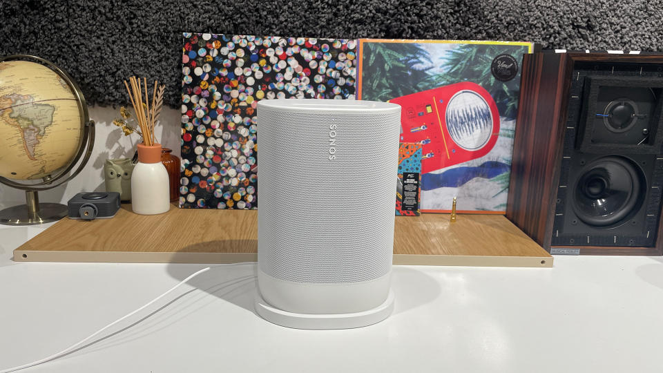 Portable speaker: Sonos Move 2